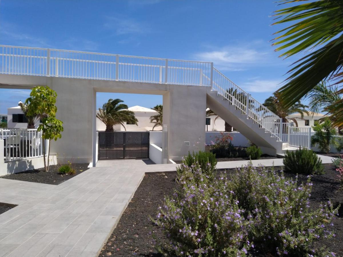 Apartment El Sueno - Great Sea Views - Infinity Pool - Free Wifi- Smart Tv-Residence Senator Costa Teguise Bagian luar foto
