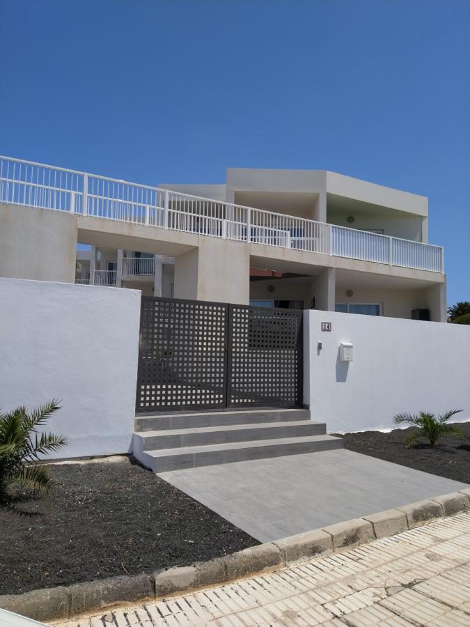 Apartment El Sueno - Great Sea Views - Infinity Pool - Free Wifi- Smart Tv-Residence Senator Costa Teguise Bagian luar foto
